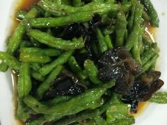-天天向上素食餐厅(五台山店)