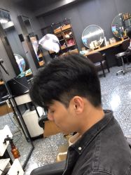 -藤野造型专业烫染接发