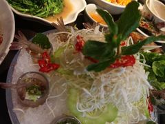 -大头虾越式风味餐厅(光明广场店)