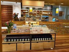 -猫的天空之城概念书店(印象城购物中心店)