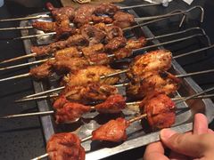-鸣记脆皮烤鱼·海鲜烤鱼(三八广场店)