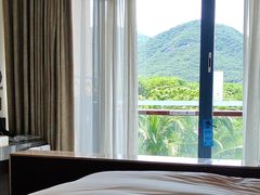 -三亚亚龙湾希尔顿酒店