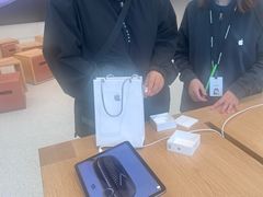 -Apple零售店(玄武湖店)