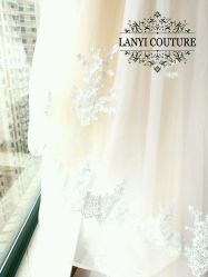 -LANYI COUTURE高级婚纱礼服改衣店