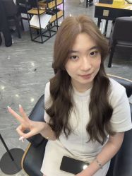 -藤野造型烫染·漂发