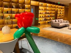 -蔚来中心(北京中关村店)