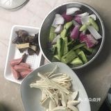 喜欢什么下什么-配料丰富多彩的家常菜