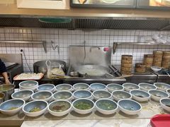 -老新隆牛肉锅贴(新街口店)