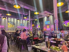 大堂-豚豚家돈돈가韩国锅盖烤肉(新北万达店)