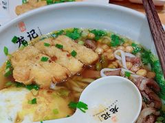 -湘人龙记老长沙米粉(鸟巢店)