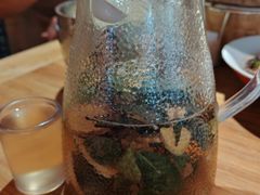 -头上红煨盐鸡·非遗院子餐厅