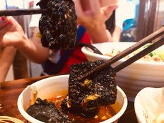 -黑色经典臭豆腐·湖南特产(坡子街特产局店)