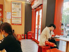 -塔斯汀中国汉堡(白云京溪地铁站店)
