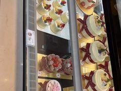 -花花卷卷·鲜食蛋糕(静安久光百货店)