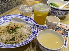 -甘掌门·化州驰名牛杂粉(越秀店)