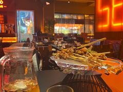-何师烧烤Pro ·江湖川菜·小龙虾·精酿(太古里旗舰店)