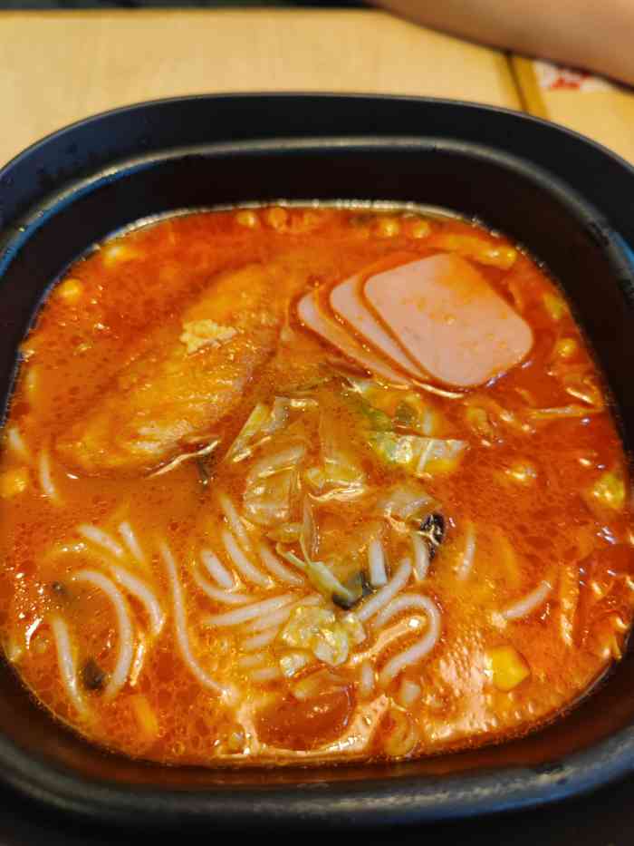 阿香米线(沈阳太原街万达店)-"哈哈爱点评~超级喜欢的阿香米线,不要以