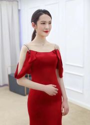 -派丽莫Pellimo原创设计婚纱品牌