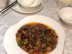 板栗烧乳鸽-琬苑鸽庄·川粤融合菜(解放碑总店)