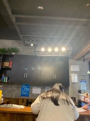 -PE SALON