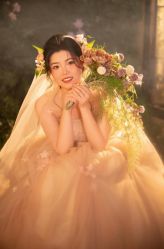 -雪中彩影婚纱摄影·微光艺术中心