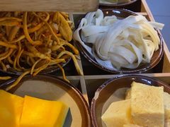 -芈重山老火锅(广州首店)