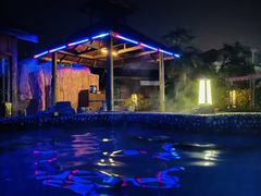 -金孔雀温泉旅游度假村