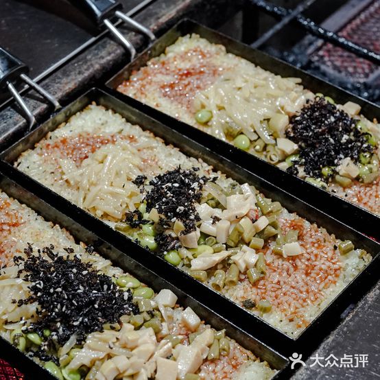 馋阿麽·锅巴·地标特色小吃(总店)