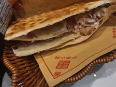 -乔家小院•非遗驴肉•本地小海鲜(滨河路店)
