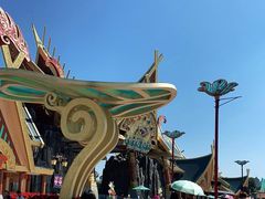 -七彩云南欢乐世界