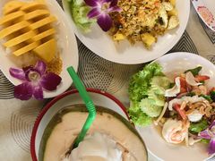 -Jungle Kitchen