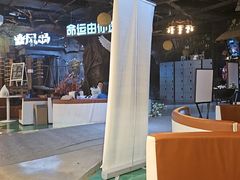 -暴风岛沉浸式体验馆(百联世纪店)
