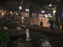 -泉城欧乐堡戏水湾艺术养生温泉