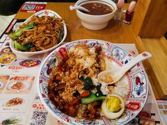 -蓉李记成都名小吃(武汉菱角湖万达店)