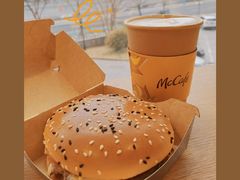 安格斯厚牛培根堡套餐-麦当劳(展览路店)