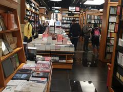 -西西弗书店&矢量咖啡(壹方购物中心店)