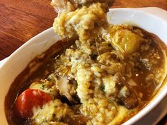 招牌日本咖喱猪软骨芝士烤饭-玛格萝妮比萨屋(陆家浜路店)