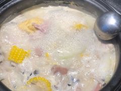 -大匠工房古船木艺术餐厅·猪肚鸡专门店(长白仙岛店)