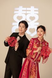 -喜爱高定婚纱摄影