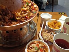 -炉小二铜锅牛蛙•川湘菜(三里屯店)