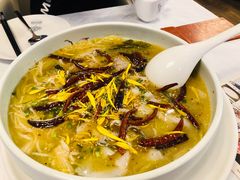 老坛酸菜鱼-乾园(恒隆广场店)