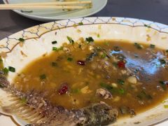 -明本湛江鸡•海鲜小厨(陈家祠店)