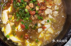 Stoneware Beef and Tofu Stir-fry