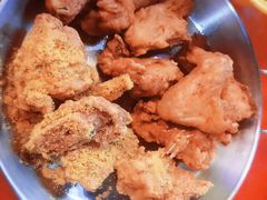 -BHC炸鸡(明洞总店)