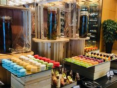 -圣丰索菲特·2 On 988 Café 自助餐厅