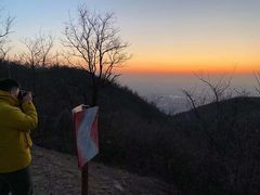 -鬼笑石后山停车场