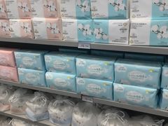 -名创优品(中原万达2F店)