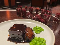 鲍鱼红烧肉-杭州西子湖四季酒店·金沙厅