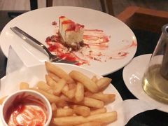 -WOLFGANG PUCK KITCHEN & BAR(迪士尼小镇店)