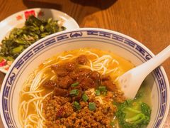 -辣肉面大王(天平路店)